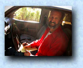 Tom, KQ6DV, Ragchewing with his dad in FL on 10M mobile